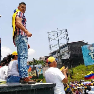 Meet your Posher, Anyelo